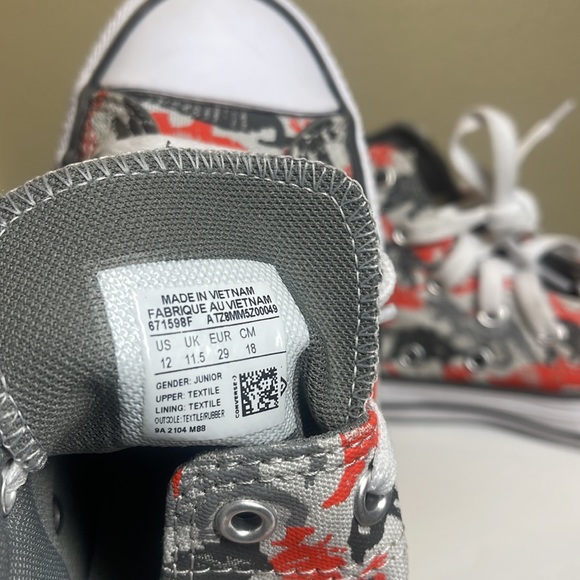 Converse Chuck Taylor All Stars (Dinosaur Print) - Picture 5 of 6